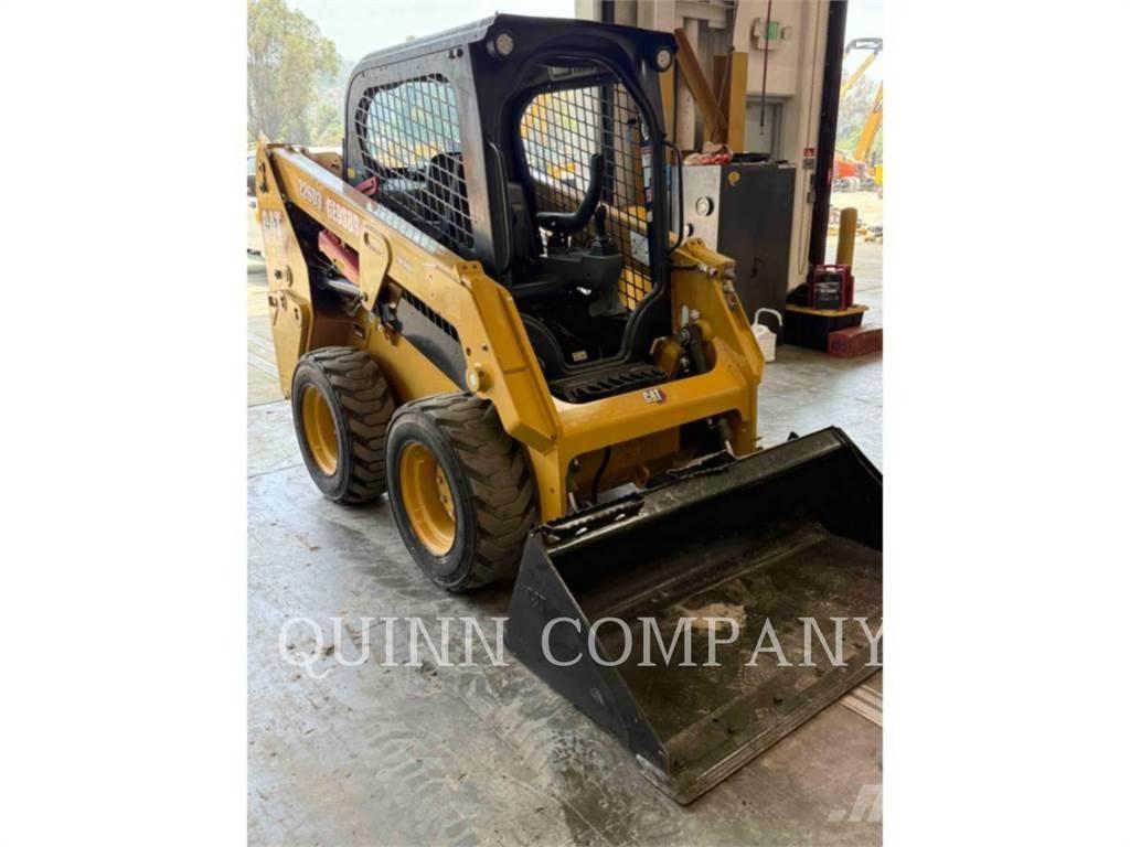 CAT 226D3 Carregadoras de direcção deslizante