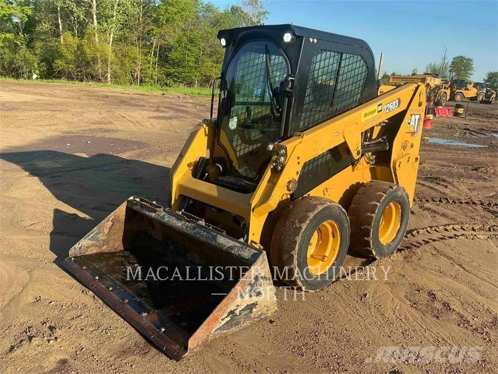 CAT 226D3 AQ Carregadoras de direcção deslizante