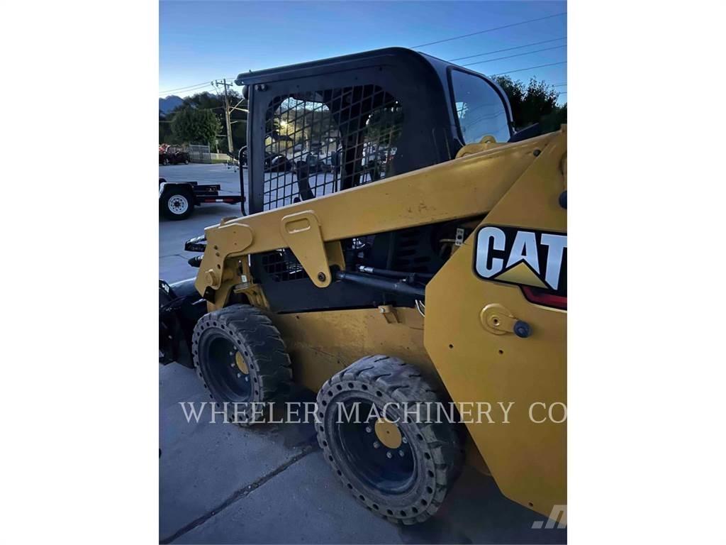 CAT 226D3 C1H2 Carregadoras de direcção deslizante