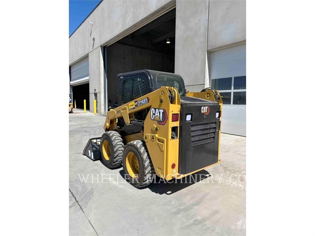 CAT 226D3 C3H2 Carregadoras de direcção deslizante