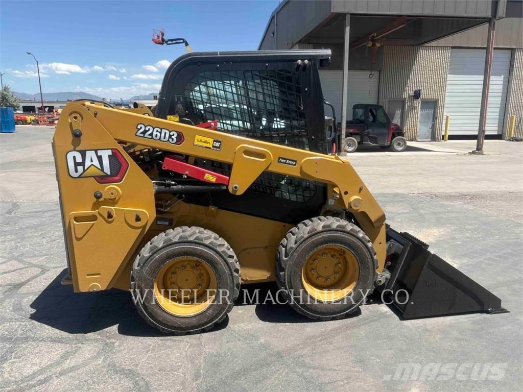 CAT 226D3 C3H2 Carregadoras de direcção deslizante