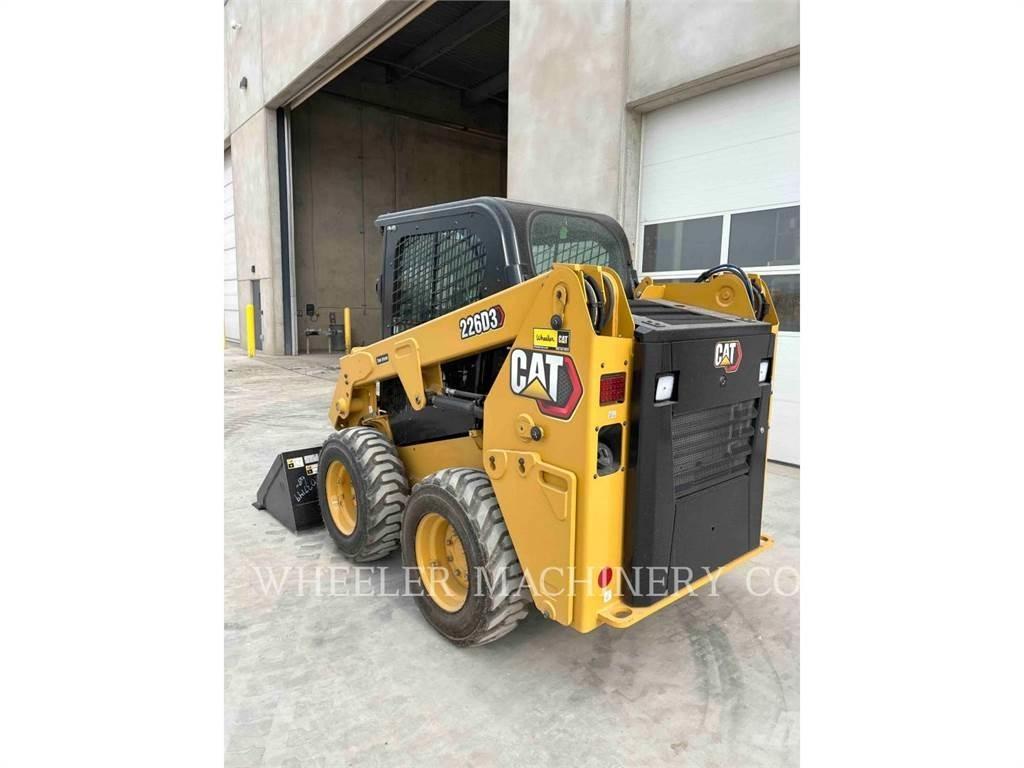 CAT 226D3 C3H2 Carregadoras de direcção deslizante