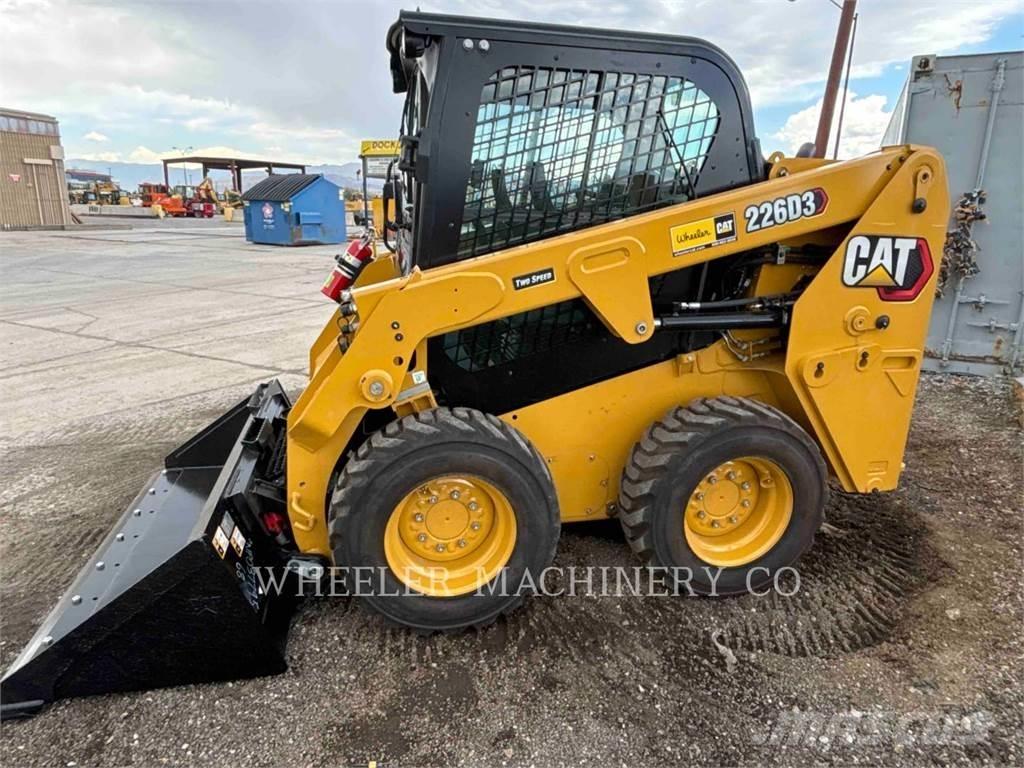 CAT 226D3 C3H2 Carregadoras de direcção deslizante