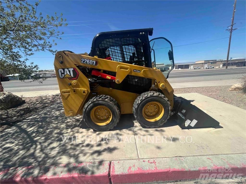 CAT 226D3 C3H2 Carregadoras de direcção deslizante