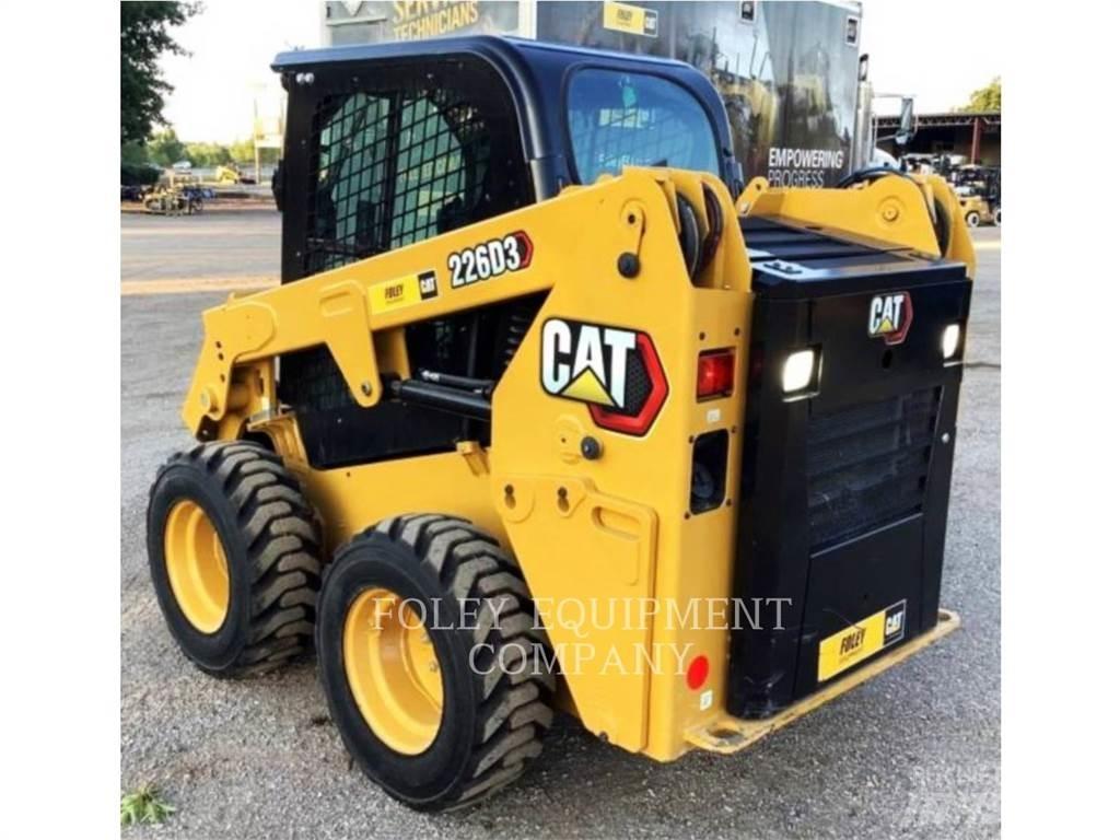 CAT 226D3STD1C Carregadoras de direcção deslizante