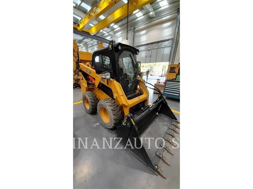 CAT 232D3 Carregadoras de direcção deslizante