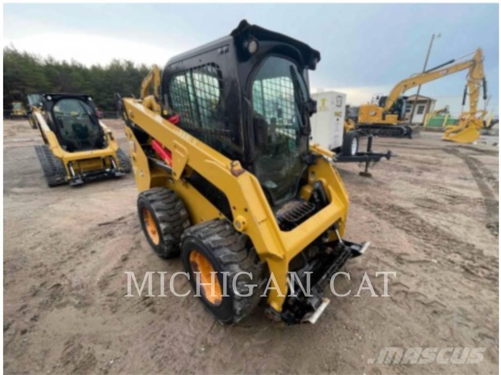 CAT 232D3 AQ Carregadoras de direcção deslizante