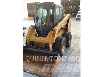 CAT 236D Carregadoras de direcção deslizante