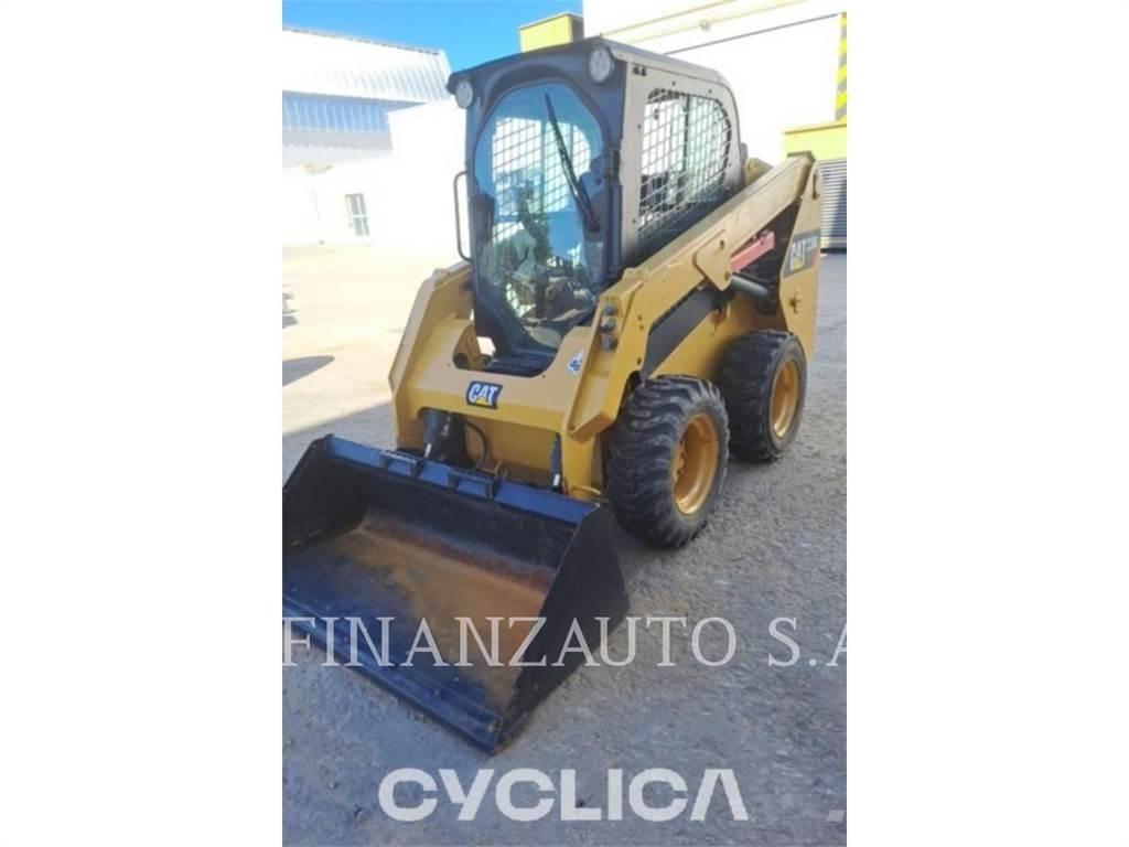 CAT 236D Carregadoras de direcção deslizante