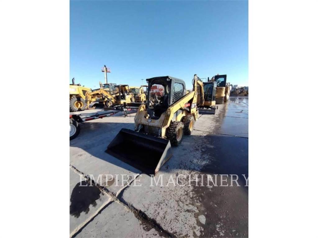 CAT 236D Carregadoras de direcção deslizante