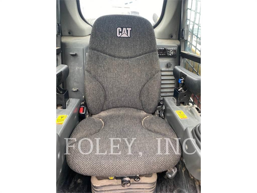 CAT 236D Carregadoras de direcção deslizante