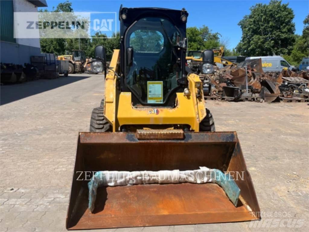 CAT 236D Carregadoras de direcção deslizante