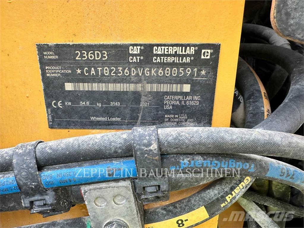CAT 236D Carregadoras de direcção deslizante