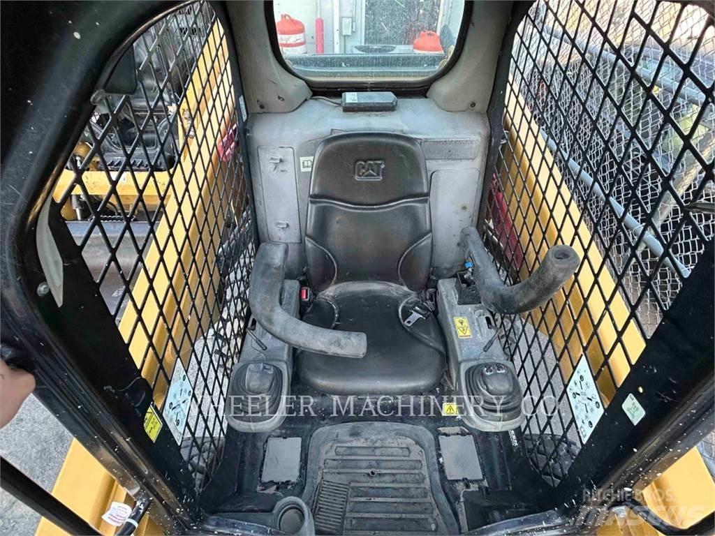 CAT 236D C1-H2 Carregadoras de direcção deslizante