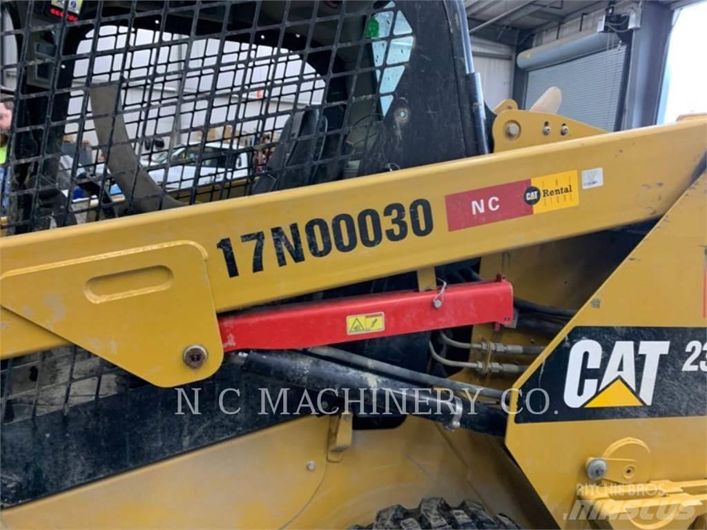 CAT 236D H2CN Carregadoras de direcção deslizante