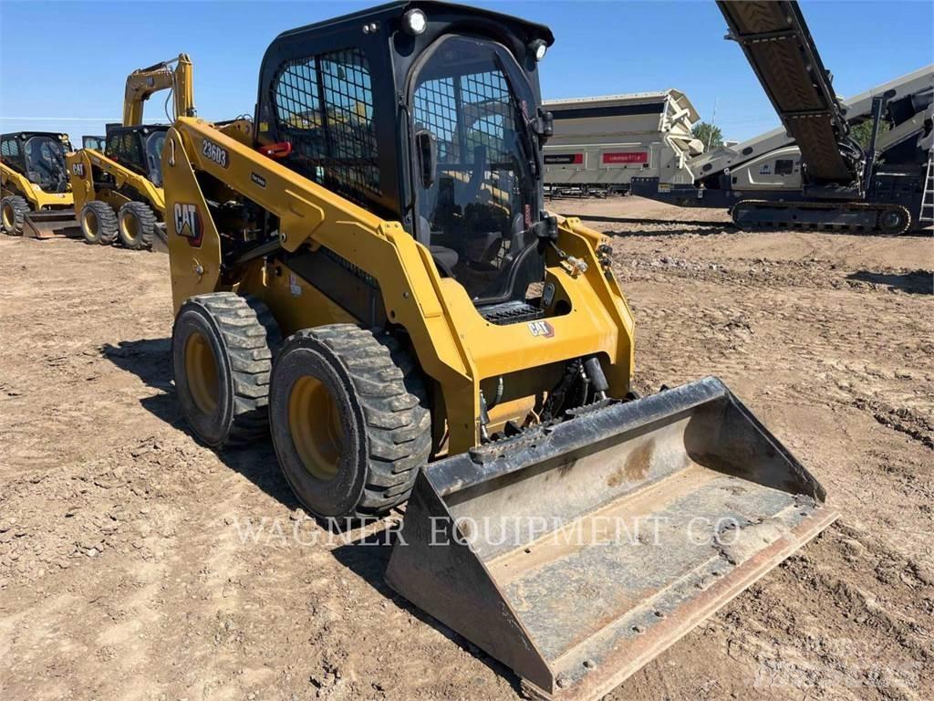 CAT 236D3 Carregadoras de direcção deslizante