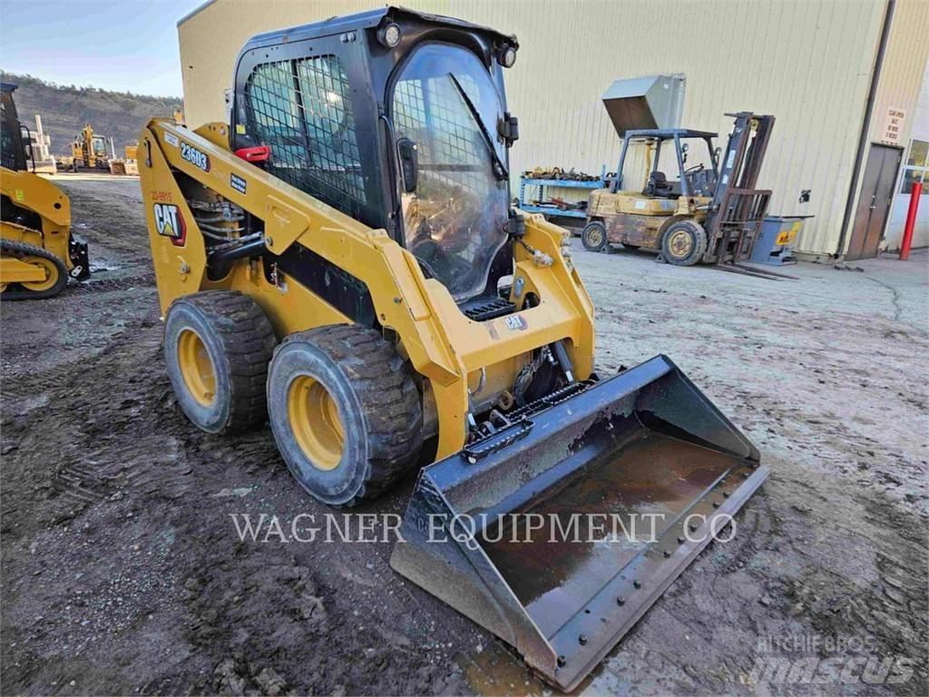 CAT 236D3 Carregadoras de direcção deslizante