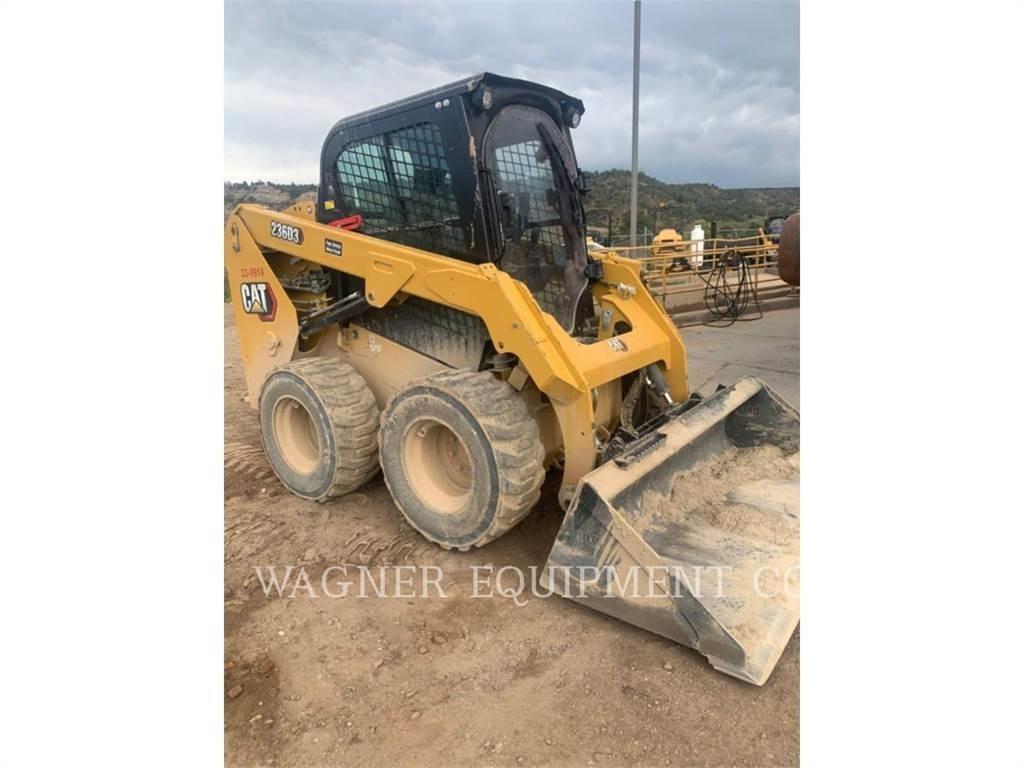 CAT 236D3 Carregadoras de direcção deslizante