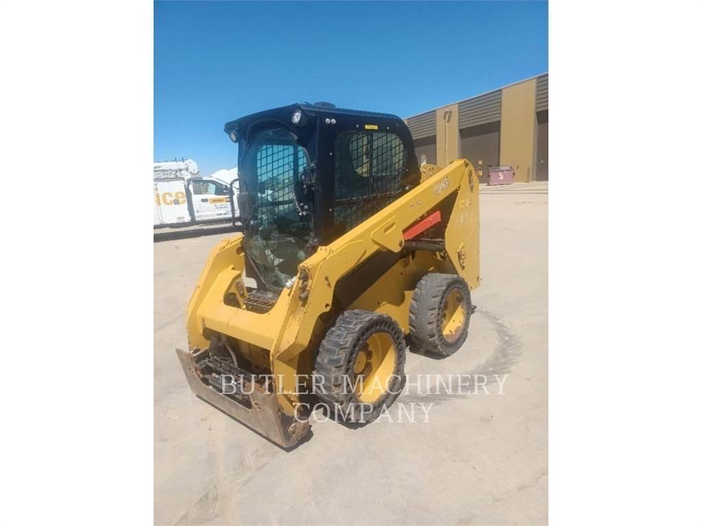 CAT 236D3 Carregadoras de direcção deslizante