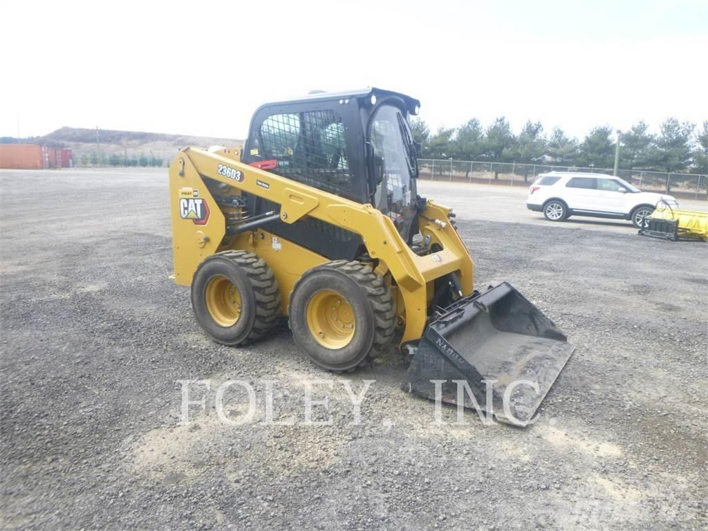 CAT 236D3 Carregadoras de direcção deslizante