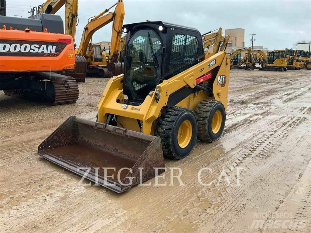 CAT 236D3 Carregadoras de direcção deslizante