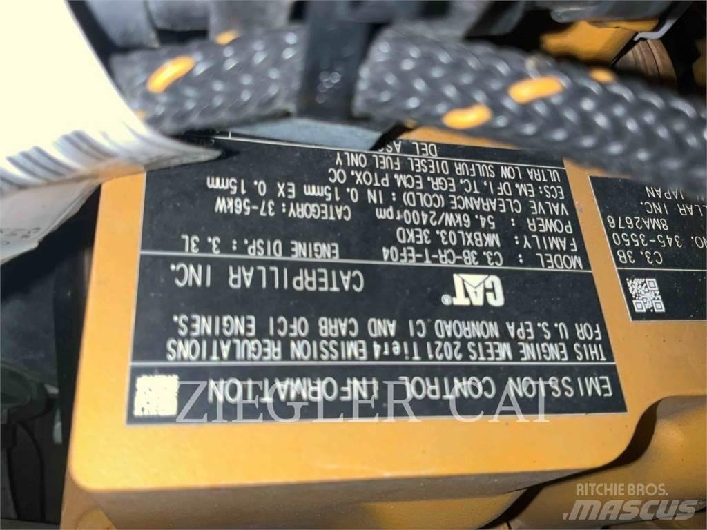 CAT 236D3 Carregadoras de direcção deslizante