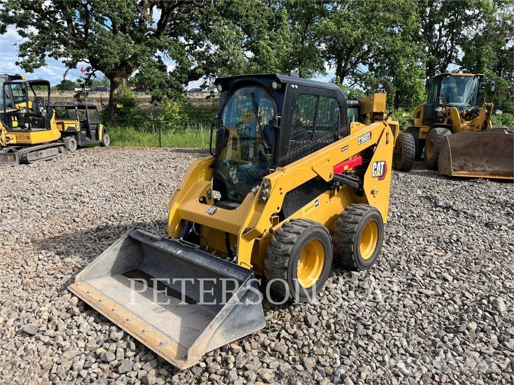CAT 236D3 Carregadoras de direcção deslizante