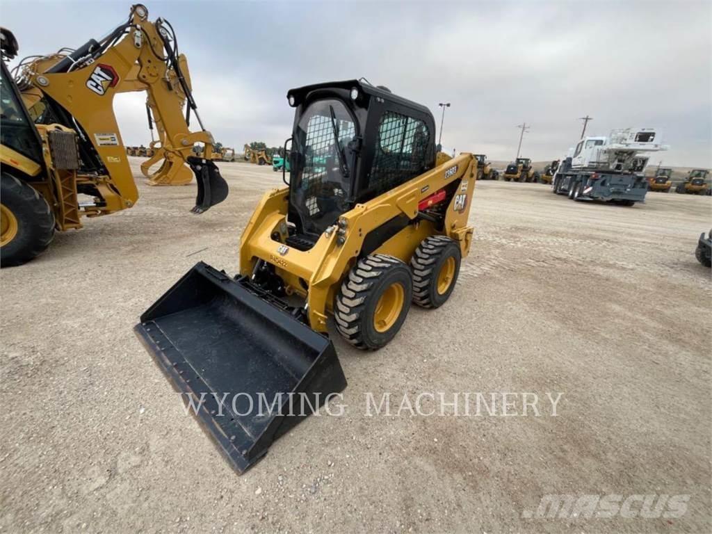 CAT 236D3 Carregadoras de direcção deslizante