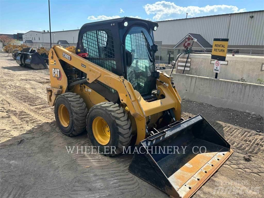 CAT 236D3 C3H2 Carregadoras de direcção deslizante