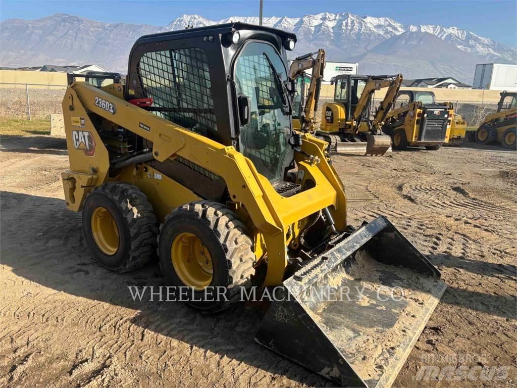 CAT 236D3 C3H2 Carregadoras de direcção deslizante