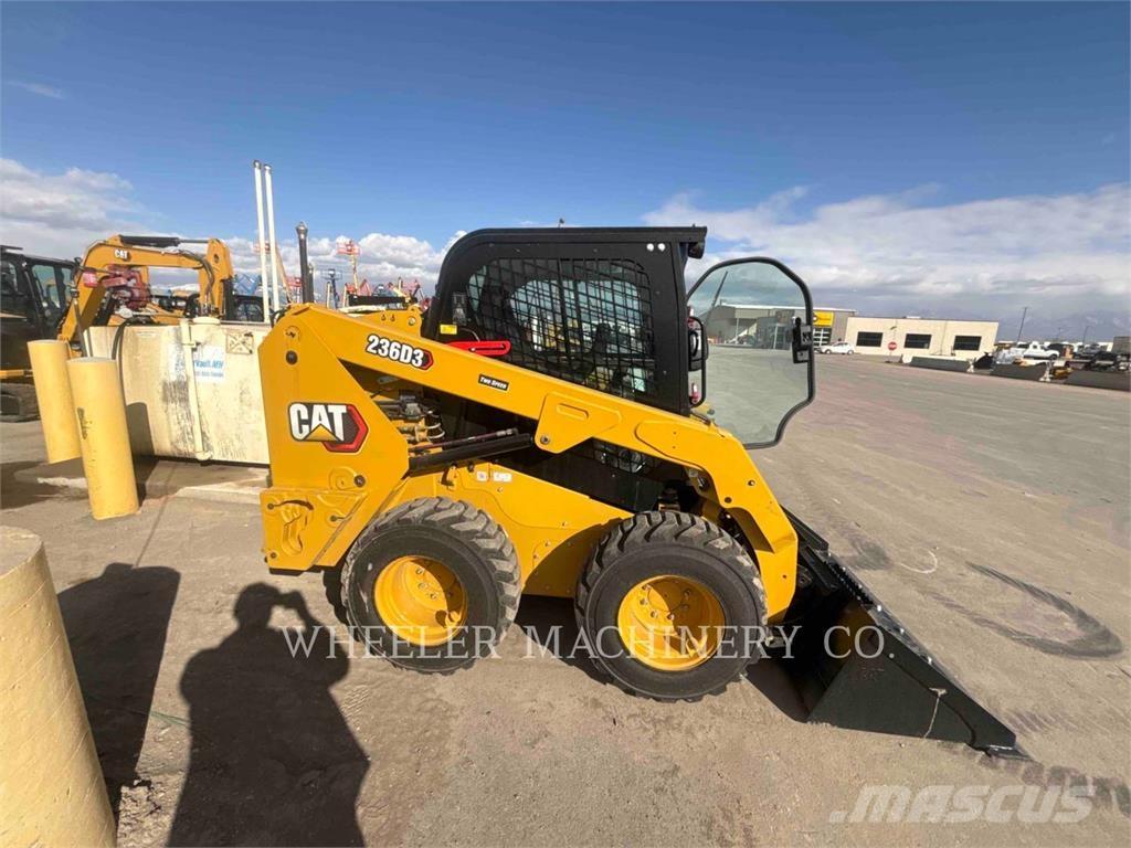 CAT 236D3 C3H2 Carregadoras de direcção deslizante