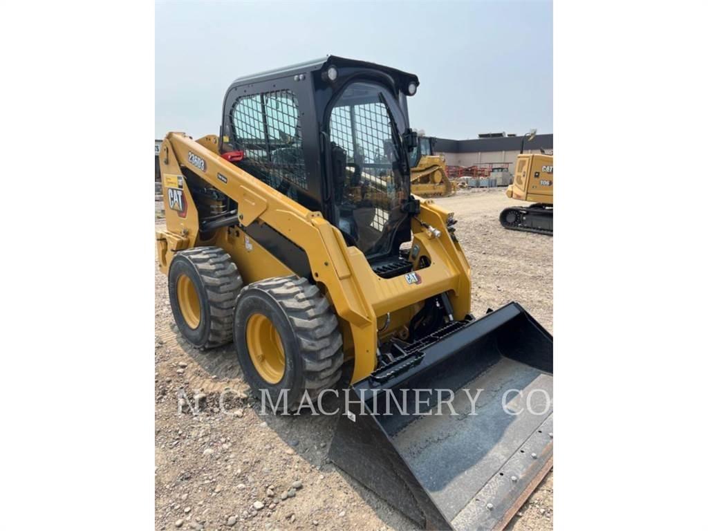 CAT 236D3 H2CB Carregadoras de direcção deslizante
