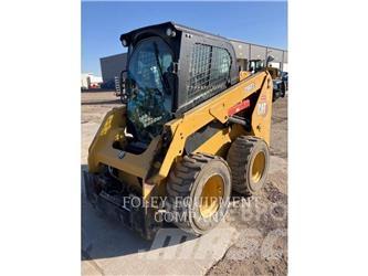 CAT 236D3STD1C Carregadoras de direcção deslizante