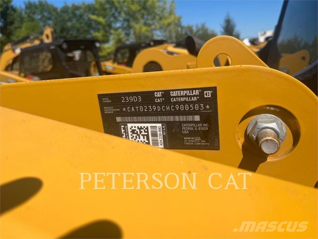 CAT 239D3 Carregadoras de direcção deslizante