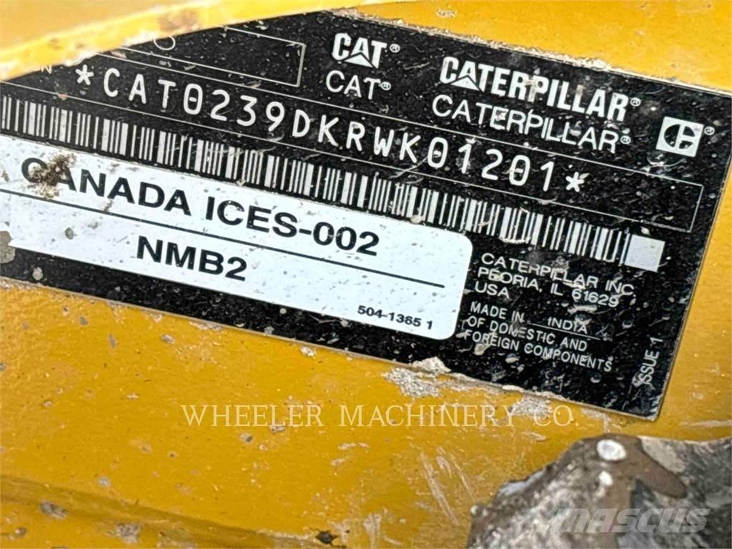 CAT 239D3 C3H2 Pás Carregadoras de rastos
