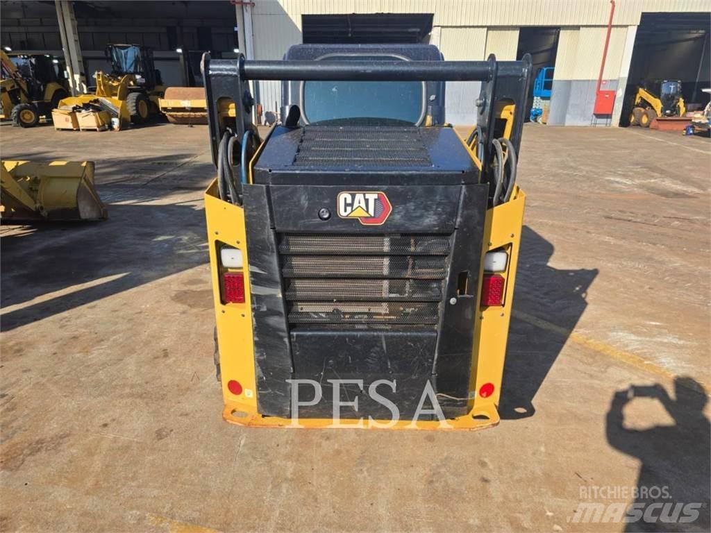 CAT 242 D Carregadoras de direcção deslizante