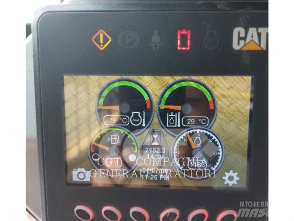 CAT 242D3 Carregadoras de direcção deslizante