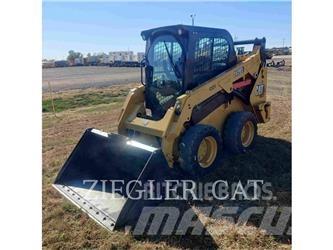 CAT 242D3 Carregadoras de direcção deslizante