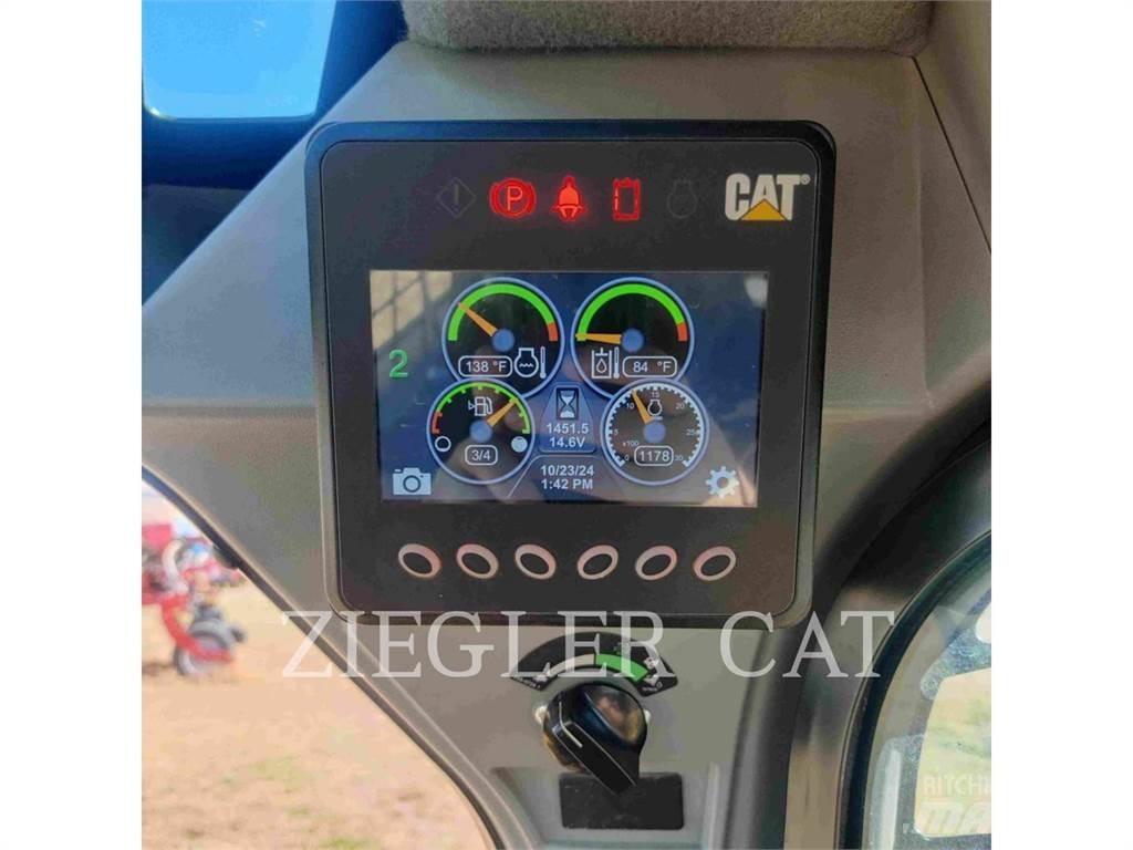CAT 242D3 Carregadoras de direcção deslizante