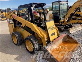 CAT 246D Carregadoras de direcção deslizante