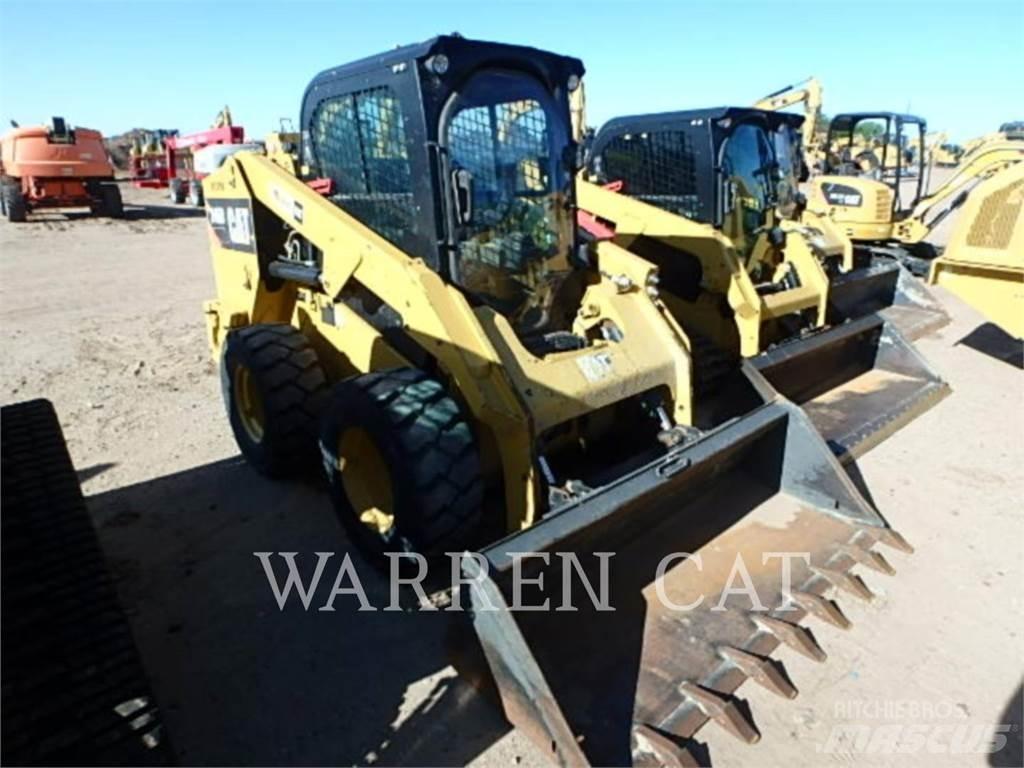 CAT 246D Carregadoras de direcção deslizante