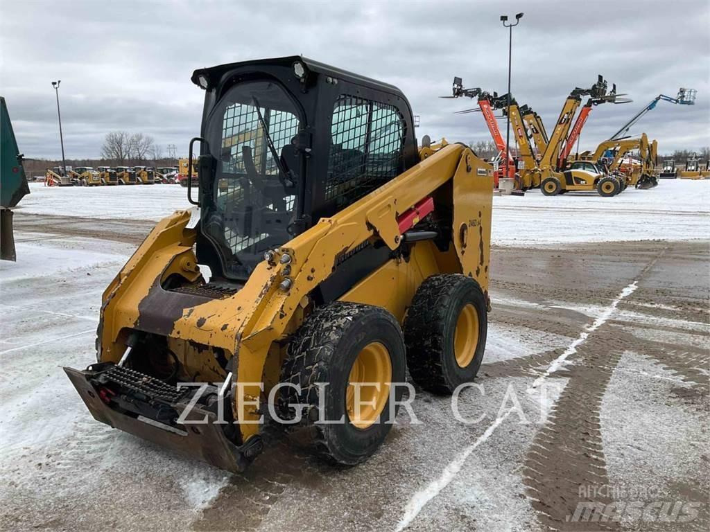 CAT 246D Carregadoras de direcção deslizante