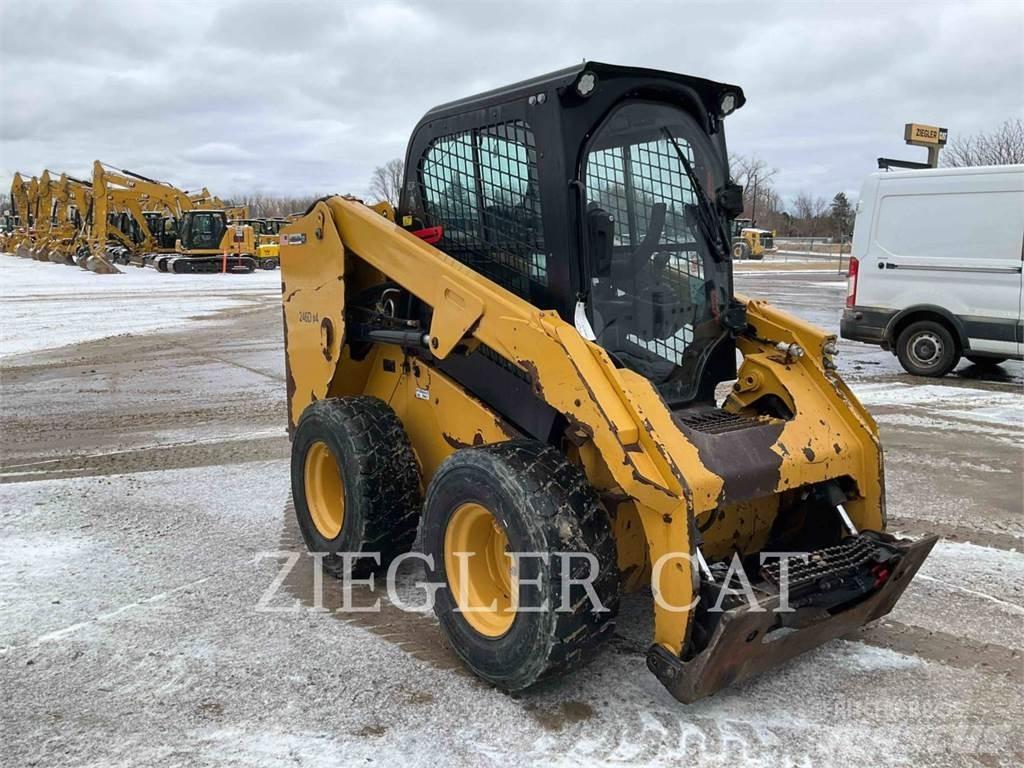 CAT 246D Carregadoras de direcção deslizante