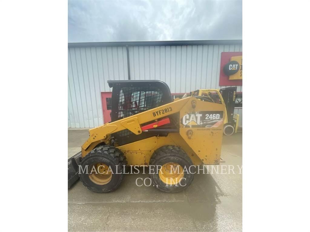 CAT 246D Carregadoras de direcção deslizante