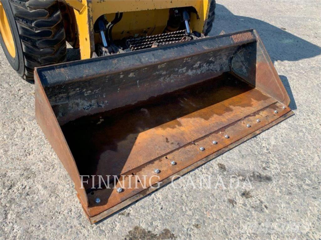 CAT 246D Carregadoras de direcção deslizante