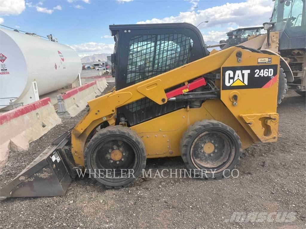 CAT 246D C3-H2 Carregadoras de direcção deslizante