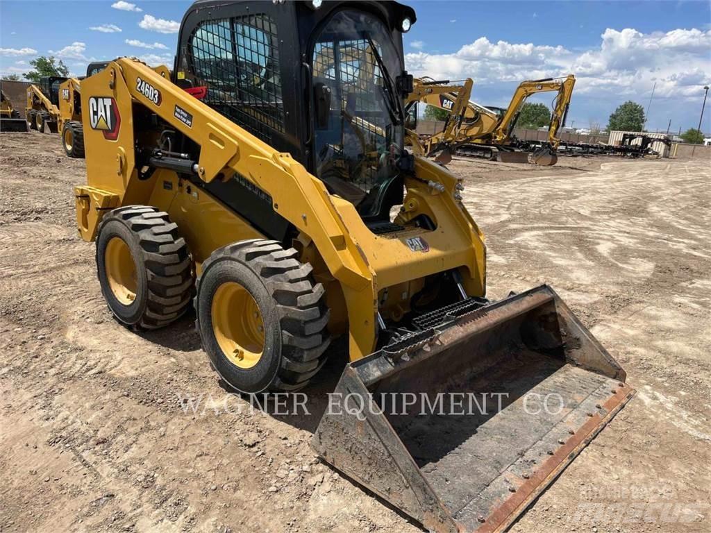 CAT 246D3 Carregadoras de direcção deslizante