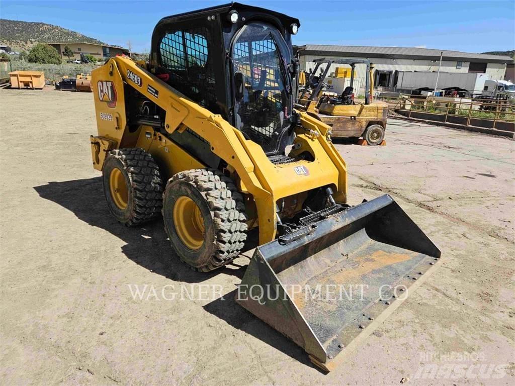 CAT 246D3 Carregadoras de direcção deslizante