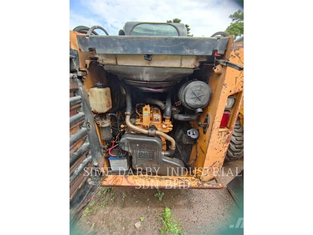 CAT 246DLRC Carregadoras de direcção deslizante