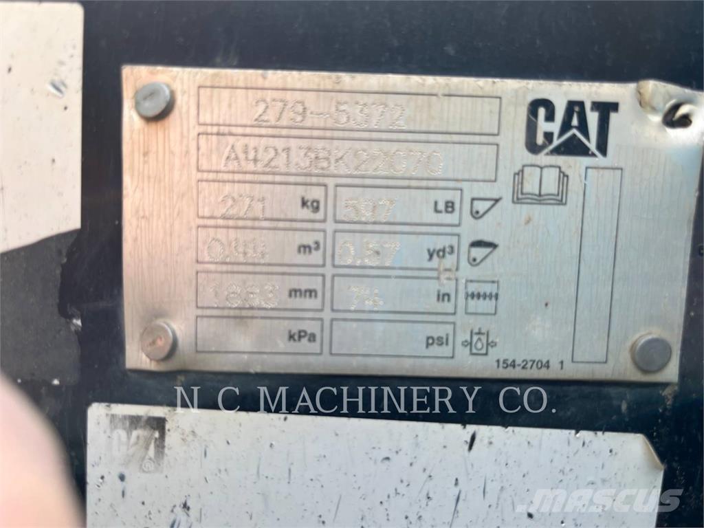 CAT 249D3 H2CB Carregadoras de direcção deslizante